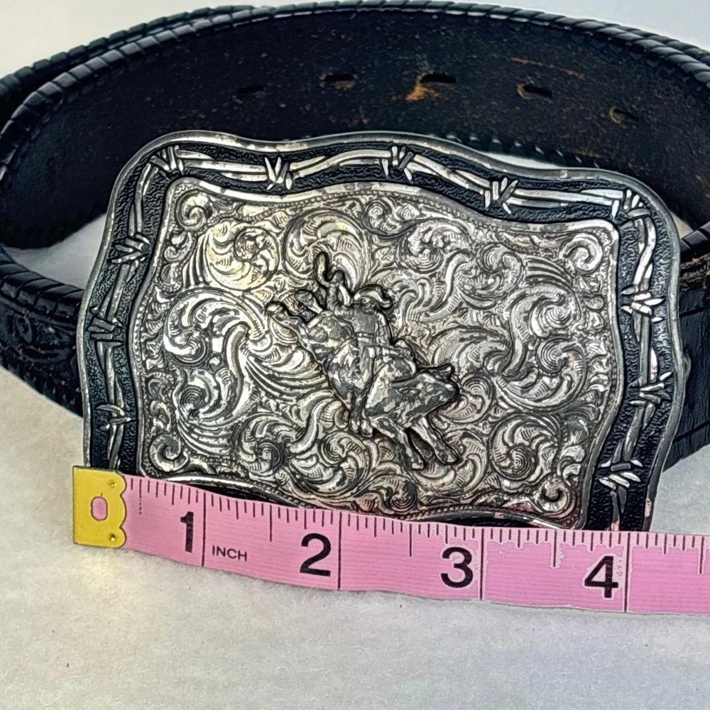 Crumrine Belt Buckle Silver Metal Hand Tooled Western Cowboy Buckle Men